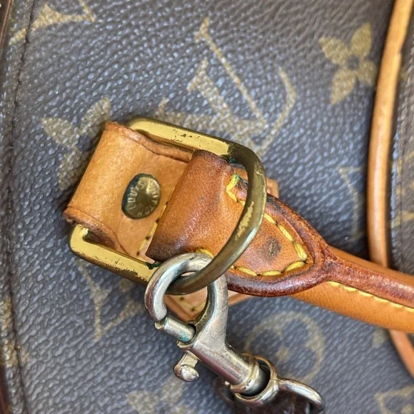 SOLD✨ Authentic Louis Vuitton Ellipse PM Strap, dust bag, lock & key - Picture 12 of 16